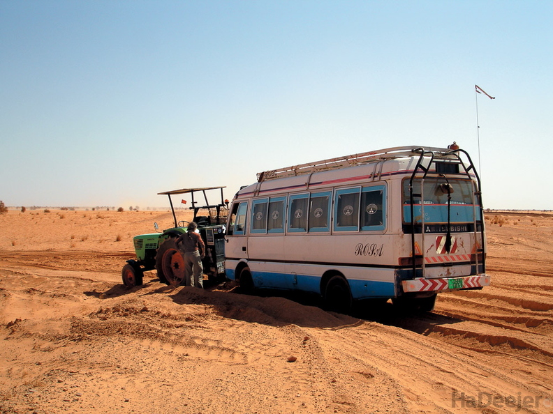 Sudan - Helping Bus in Sudanese Dessert.jpg
